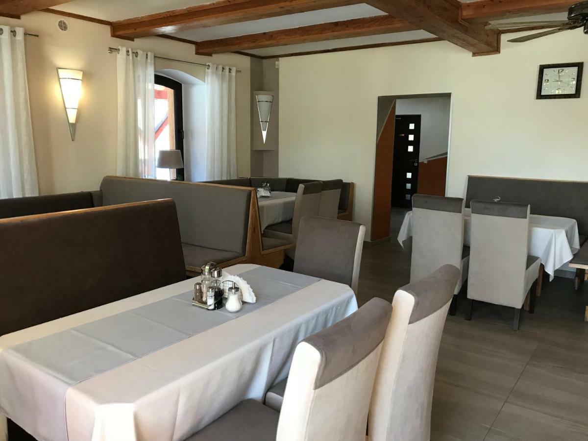 Restauracja Ibiza Aparthotel Ludwikowice Klodzkie Luaran gambar