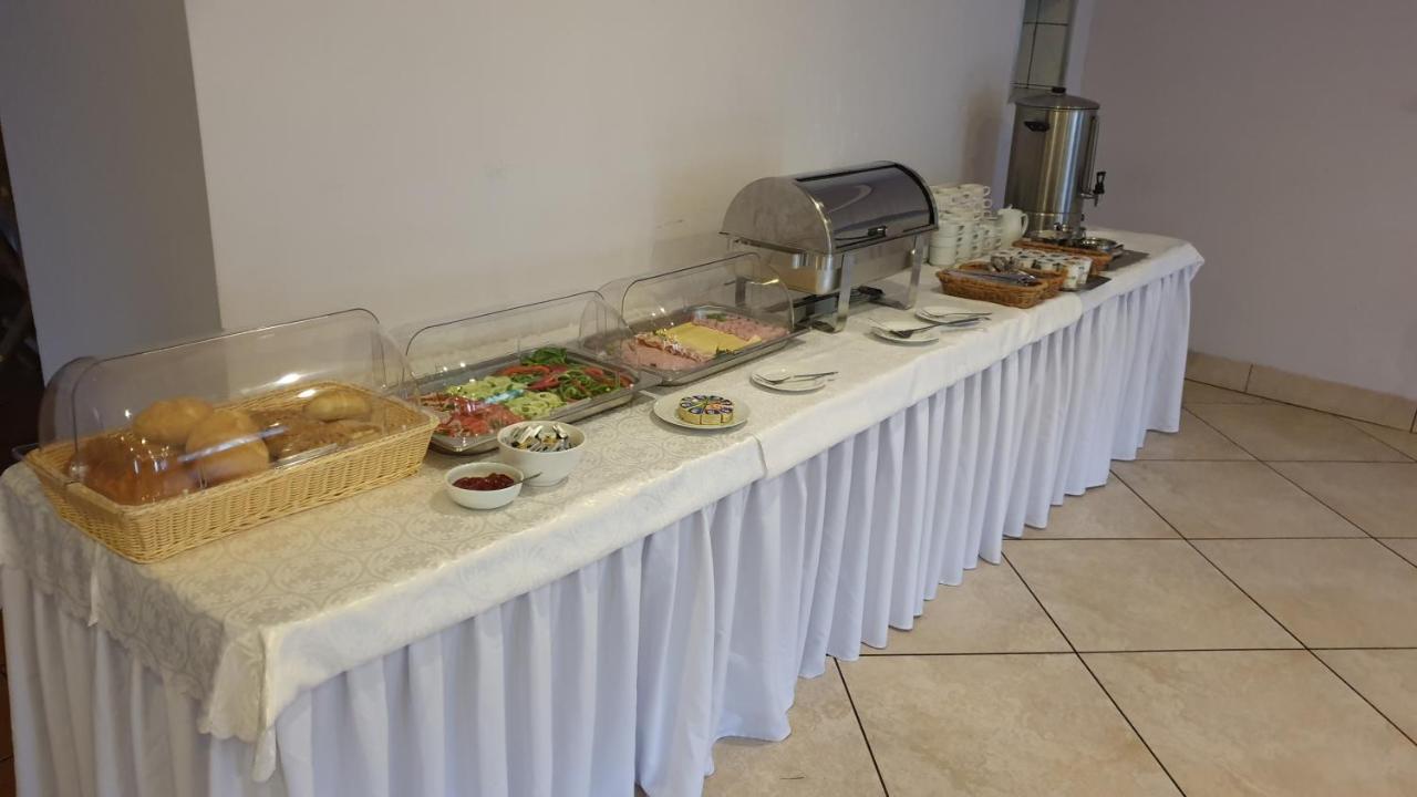 Restauracja Ibiza Aparthotel Ludwikowice Klodzkie Luaran gambar
